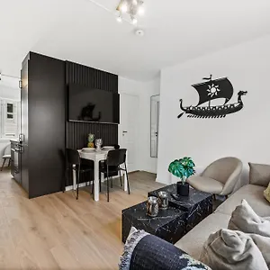  Aparthotel Homerentals - Behind Bryggen & Historic Cobblestone Streets - 2 Floor Renovated From February 2025